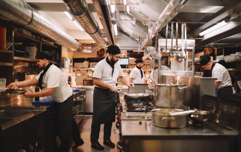 como montar uma cozinha industrial